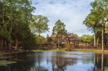 Fototapeta premium SIEM REAP, CAMBODIA. The ruins of Bayon Temple with many stone faces, Angkor Historical Park.
