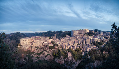Fototapeta na wymiar Panorama of medieval town Sorano at twilight