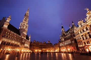 Aluminium Prints Brussels Grand Place in Brussels, Belgium after sunset 