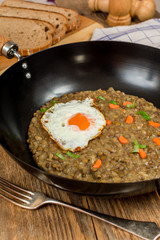 Lentils with egg