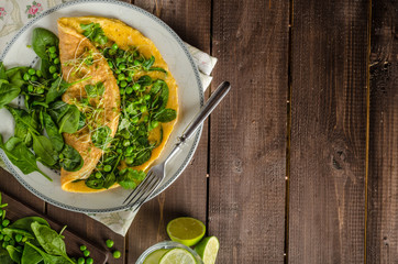 Egg omelette with herbs