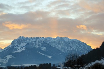 Fototapeta na wymiar Winterlandschaft am Wilden Kaiser
