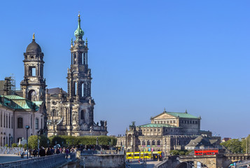 Fototapeta na wymiar view of Dresden cathedral and Semperoper, Dresden, Germany