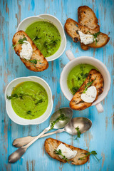 Green pea soup