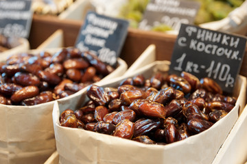 Dried figs