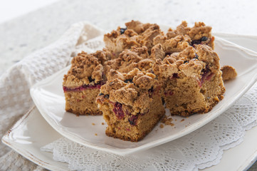 cake with fruit and crumble 