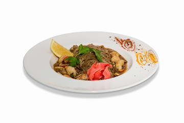 соевая лапша с соусом и креветками