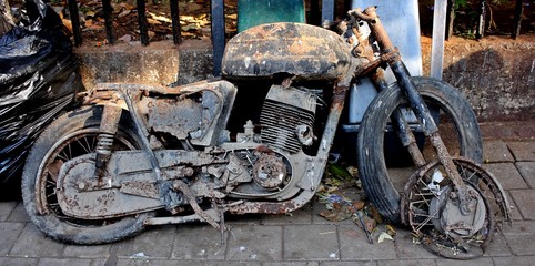 renovierungsbedürftig - Mumbai, Indien.