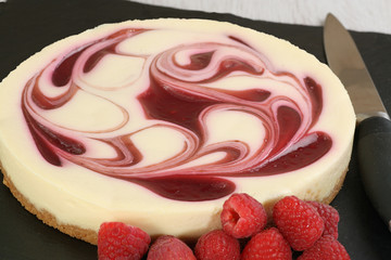 raspberry ripple cheesecake