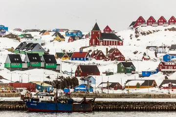 Papier Peint photo Cercle polaire Sisimiut the 2nd largest Greenlandic city