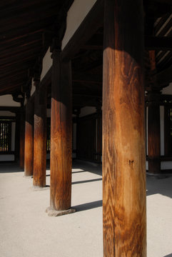 法隆寺　エンタシス