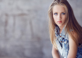 Fototapeta premium Blue eyes woman with long blond hair.
