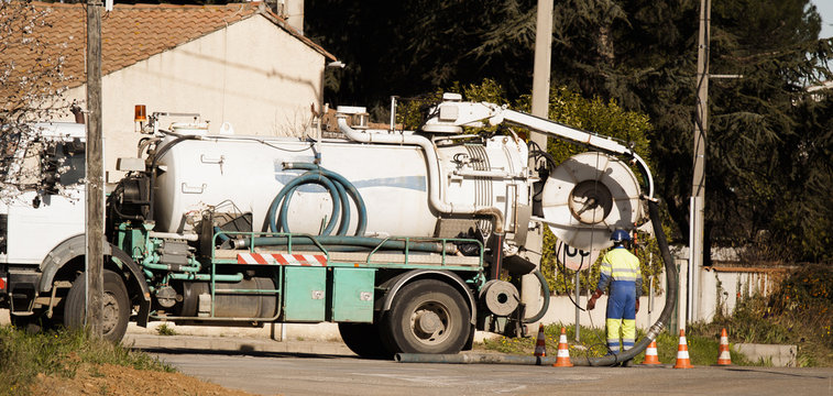 camion hydrocureur en intervention