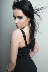 Naklejka premium beautiful young woman with flawless skin and perfect make-up