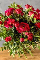 red roses bouquet