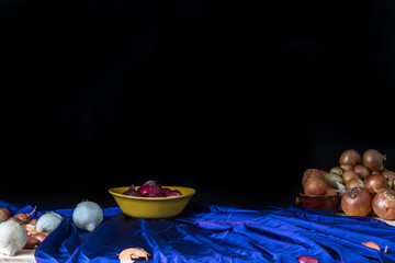 still life with onions 