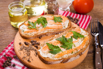 sandwich with red fish