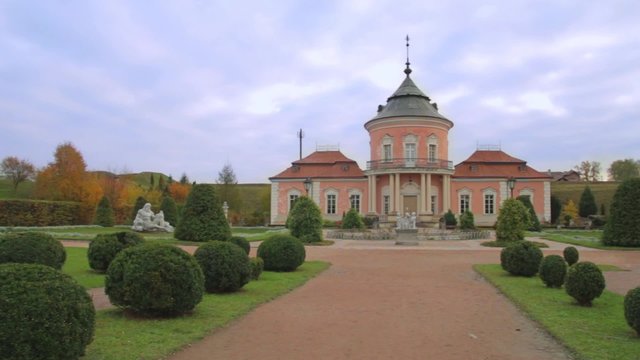 Zolochiv castle. Statue in Zolochiv castle