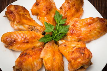 Spicy baked chicken with parsley