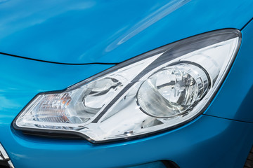 古い車のヘッドライト　Head lamp of the nostalgic car