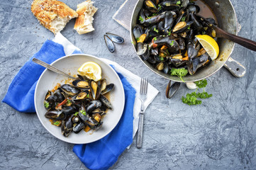 Sailors Mussel with Baguette