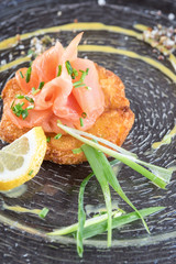Lachs auf Kartoffelrösti, Vorspeise