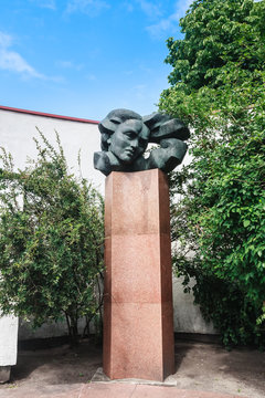 Vilnius. Monument to composer Stanislaw Moniuszko. Lithuania