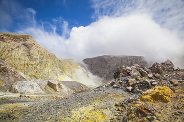 Dampf und Schwefel auf White Island Neuseeland