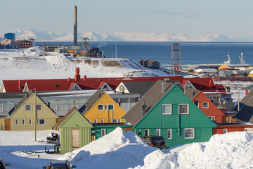 Longyearbyen, Spitsbergen (Svalbard). The view through the houses
