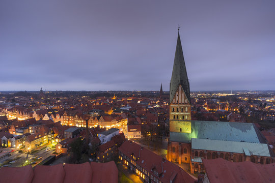 Historic old hanseatic city of Luneburg at winter evening