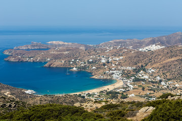 Obraz premium Mylopotas beach, Ios island, Cyclades, Aegean, Greece