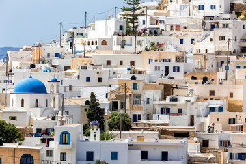 Fototapeta premium Wonderful view of City buildings in Ios Island, Greece