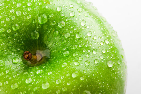 green apple macro in selective focus