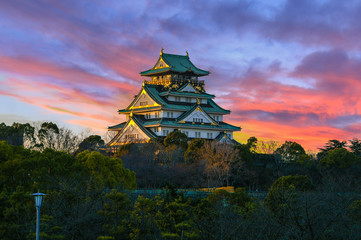 Amazing sunset Image of Osaka Castle - 102883682