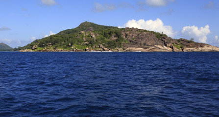 Fototapeta na wymiar Praslin Island in Indian Ocean.