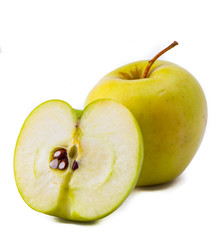 Изолированное яблоко на белом фоне