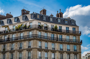 Fototapeta na wymiar Paris France 2014 April 20, Details on the historic buildings and roadways around Paris