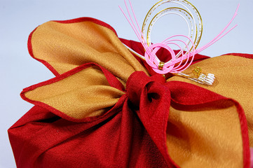 水引のついた結婚式の引き出物