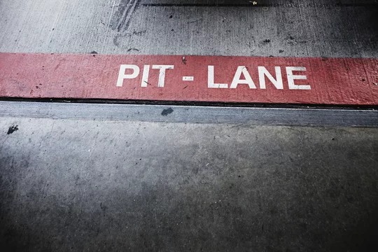 PIT-LANE