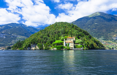 Fototapeta premium beautiful Lago di Como, villa del Balbianello