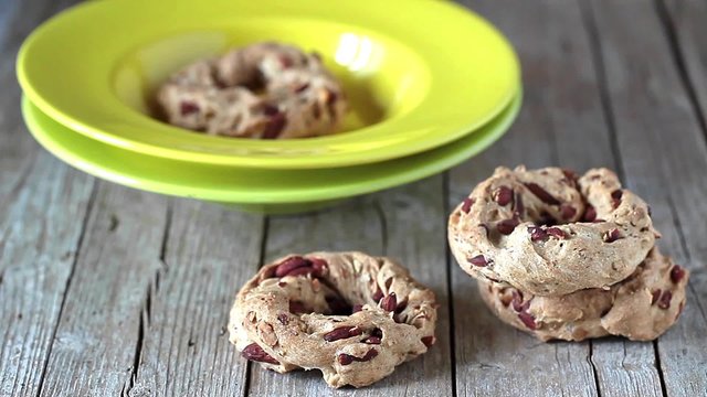 Taralli cookies, typical of Neapolitan cuisine, made of flour, lard, almonds and black pepper. 