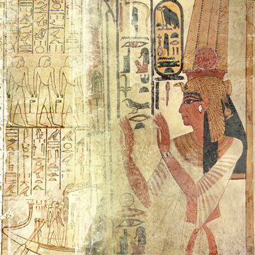 Sand-beige ancien Egypt wallpaper with queen nefertari and hieroglyphics