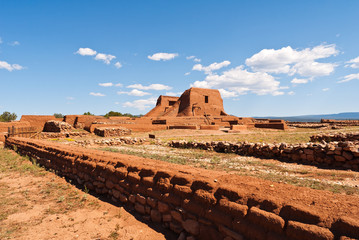 Obraz premium Narodowy Park Historyczny Pecos w pobliżu Santa Fe, Nowy Meksyk, USA