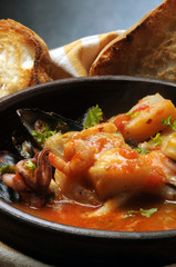 카치우코 Cacciucco Каччукко Կաչուկո Caciucco Cucina italiana 이탈리아 요리...
