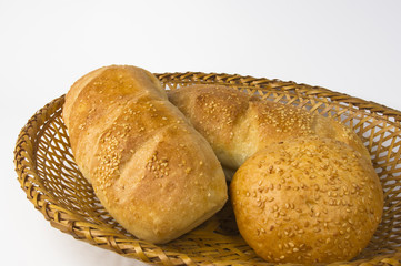 whole wheat breads and bun