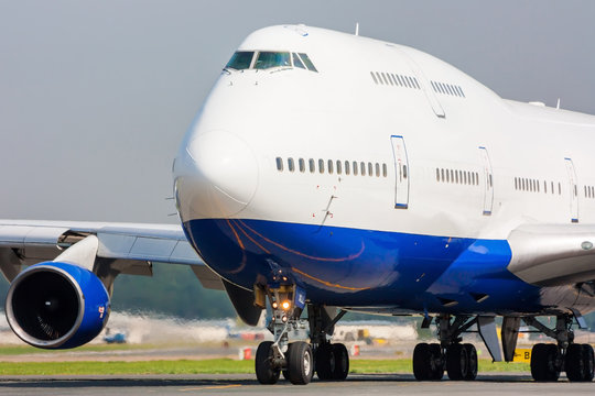Close up of a taxiing commercial Jumbo Jet