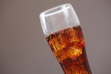 whiskey with cola with ice