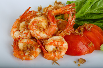Grilled shrimps with garlic