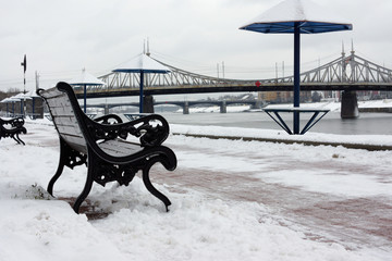 bench on the waterfront of A Nikitin and Starovolzhsky bridge in