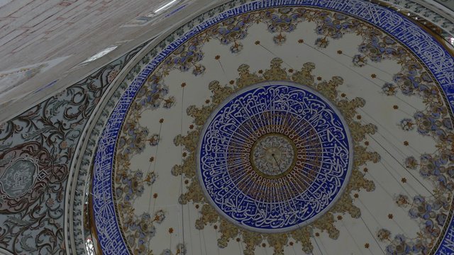 Edirne, Turkey. Old Mosque - Eski Mosque, the Mosque of Hamza Bey is the smallest of the three imperial mosques.It is known for his calligraphic inscriptions on the inside. 04. April 2015 interior